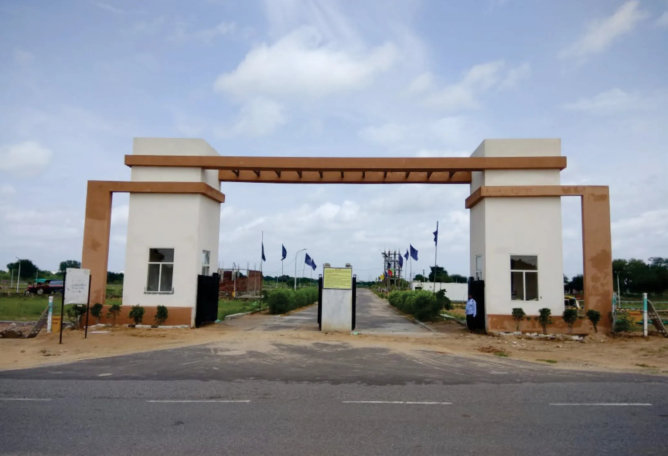 The Royal City Extension